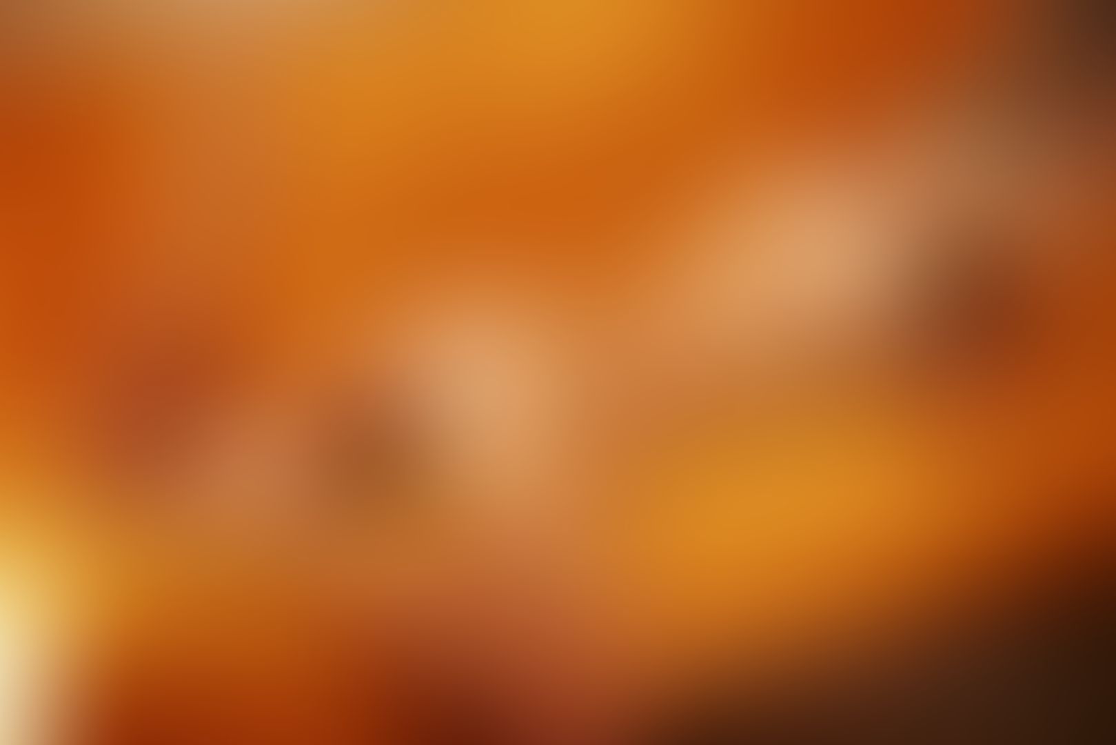 Knock knock.
Who’s there?
It’s Savannah, 
Orange you glad I didn’t say banana 🍌

Shot by @steveshaw 